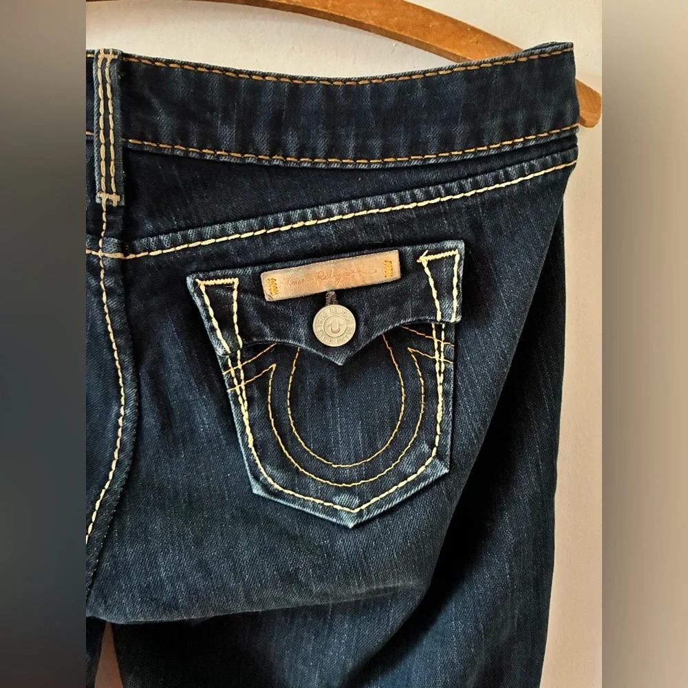 TRUE RELIGION BECCA Mid-Rise Dark Wash Peak Spot Flared Bootcut Jeans - Size 28 - Picture 8 of 15